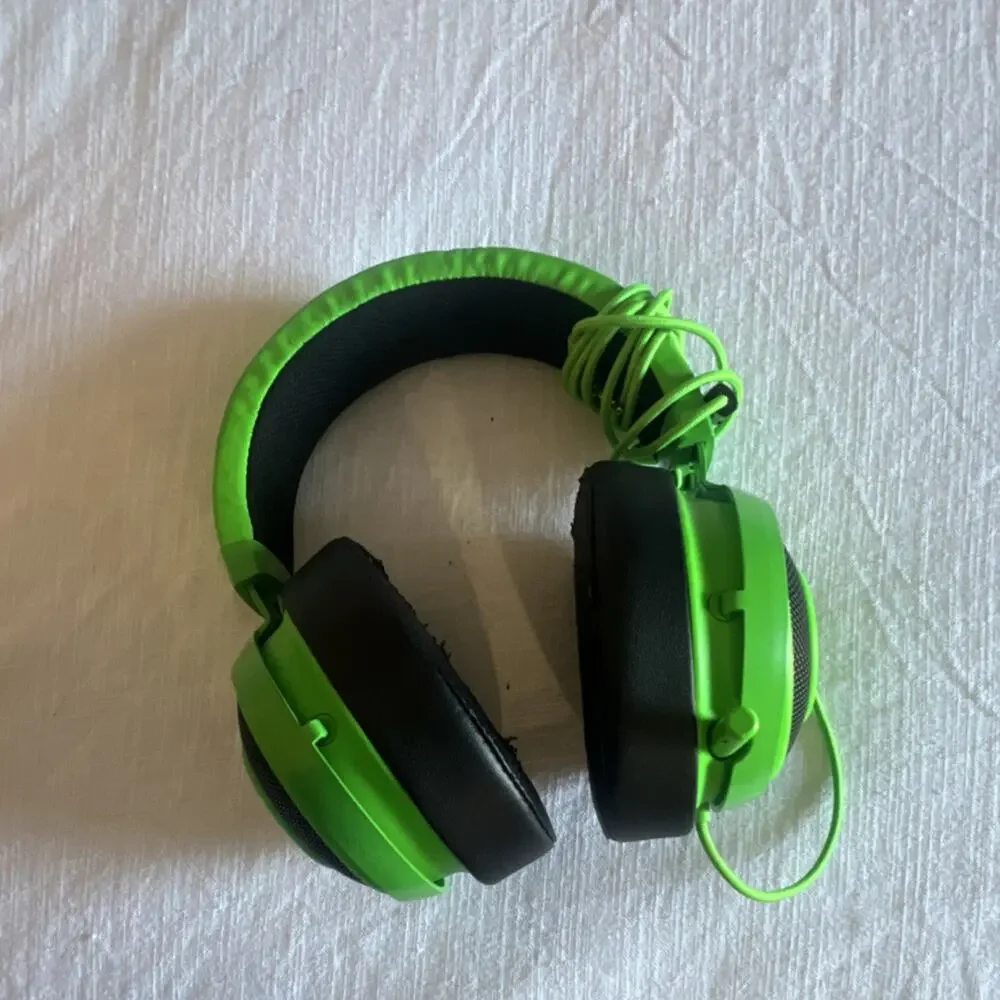 Razer RAZR Wired 3.5mm Over-Ear Headset Green/Black Retractable Boom Mic